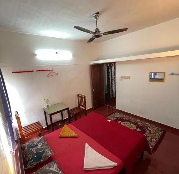 اتاق لوکس, Hostelexp, Varkala   A Beach Town Hostel