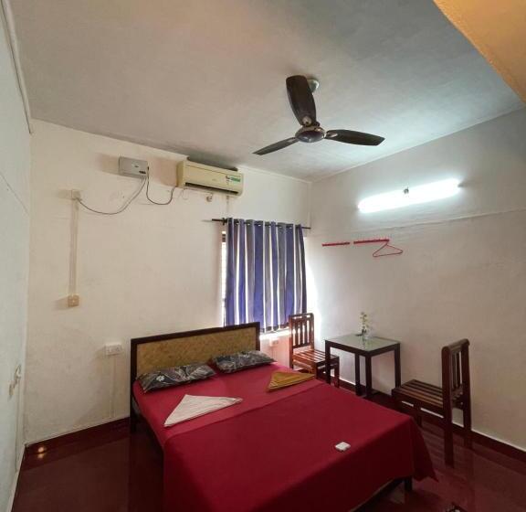 اتاق لوکس, Hostelexp, Varkala   A Beach Town Hostel