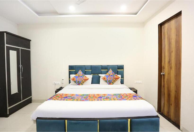 חדר דלוקס, Fabhotel Shiv Rachna