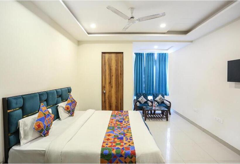 חדר דלוקס, Fabhotel Shiv Rachna