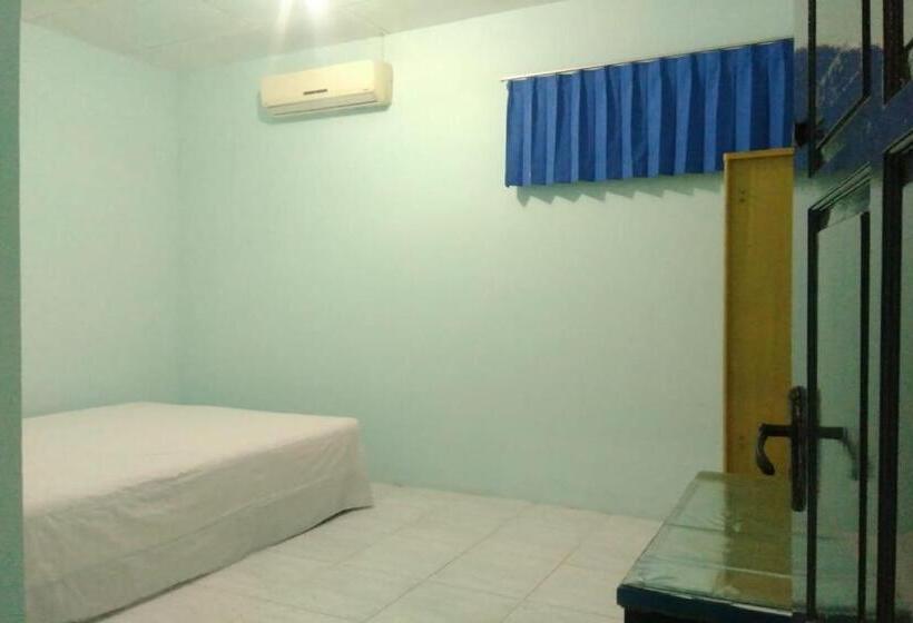 חדר אקונומי, Oyo 90766 Gardenia Boarding House