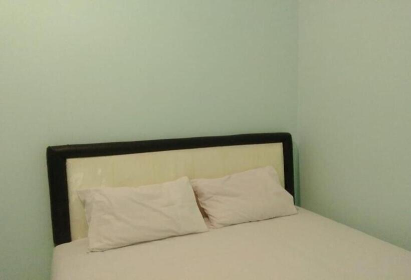 חדר אקונומי, Oyo 90766 Gardenia Boarding House