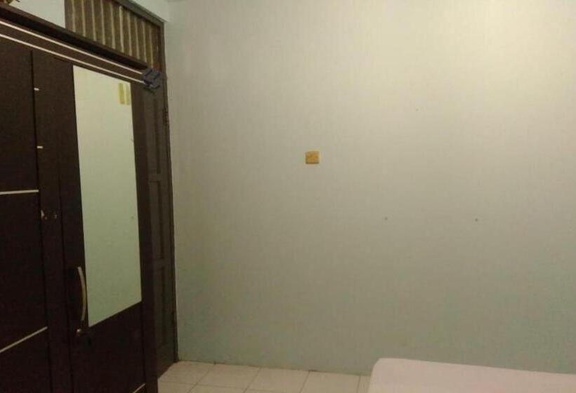 חדר סטנדרט, Oyo 90766 Gardenia Boarding House