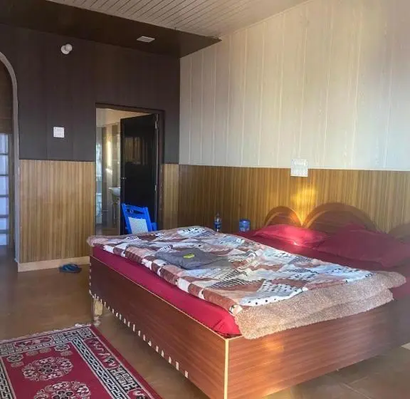 Economy-huone, Gud Chah Cafe & Homestay