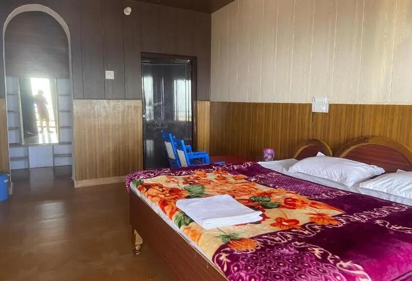 Economy-huone, Gud Chah Cafe & Homestay