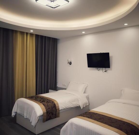 Номер Стандарт, Kyriad Rouen Sud   Sotteville Les Rouen