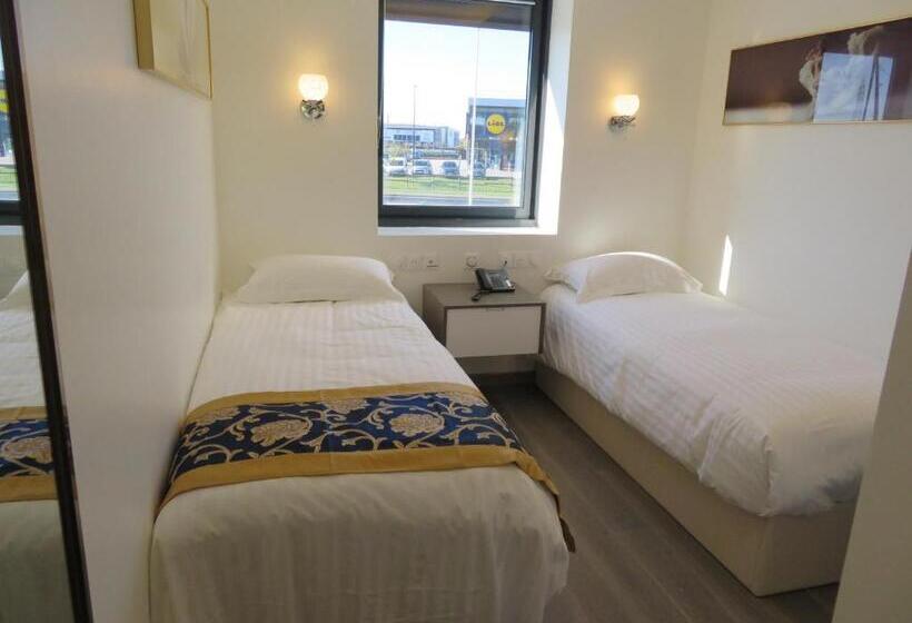 Номер Стандарт, Kyriad Rouen Sud   Sotteville Les Rouen