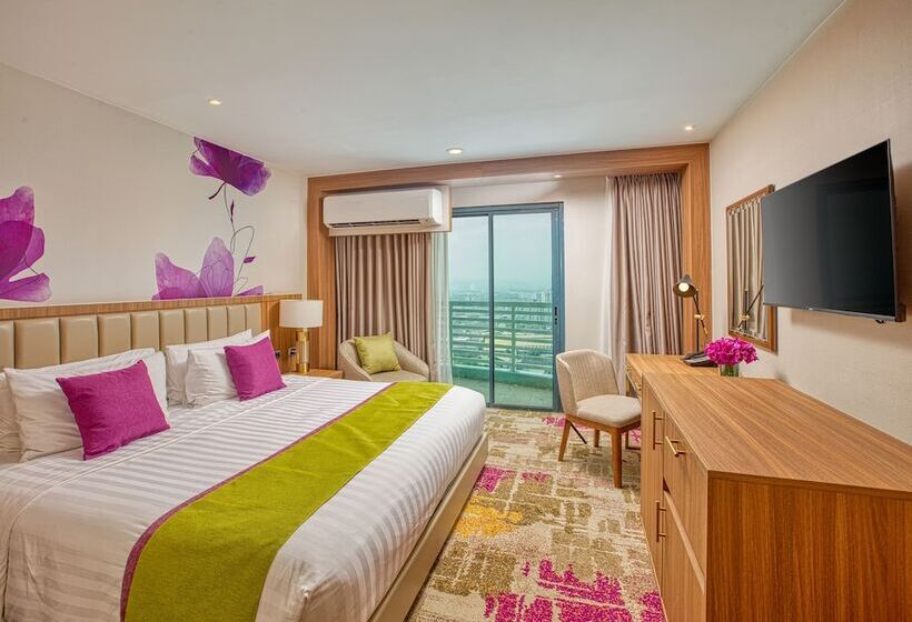 スーペリアールーム, Eastwood Richmonde