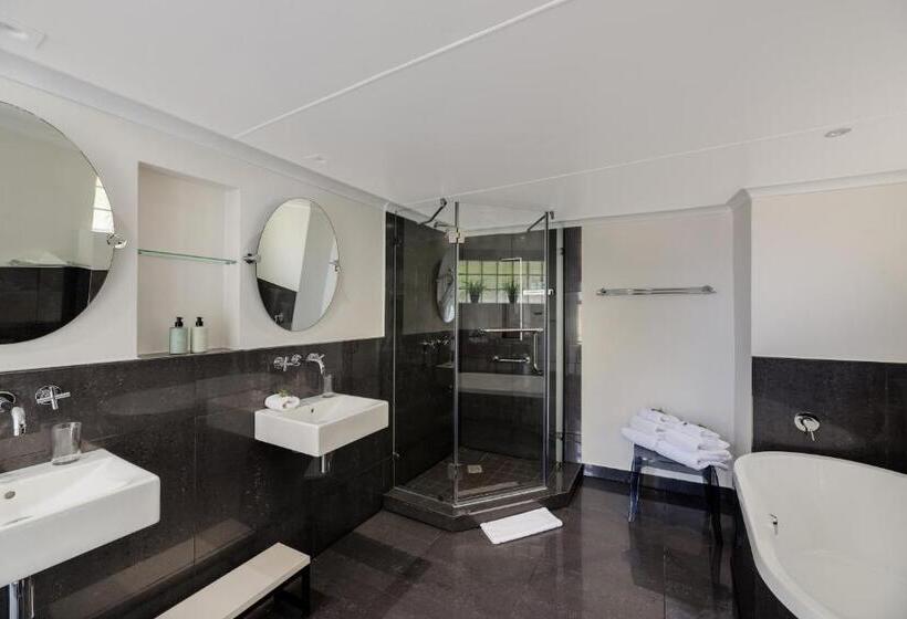 חדר דלוקס נוף לים, Villa Afrikana Guest Suites By Knysna Paradise Collection