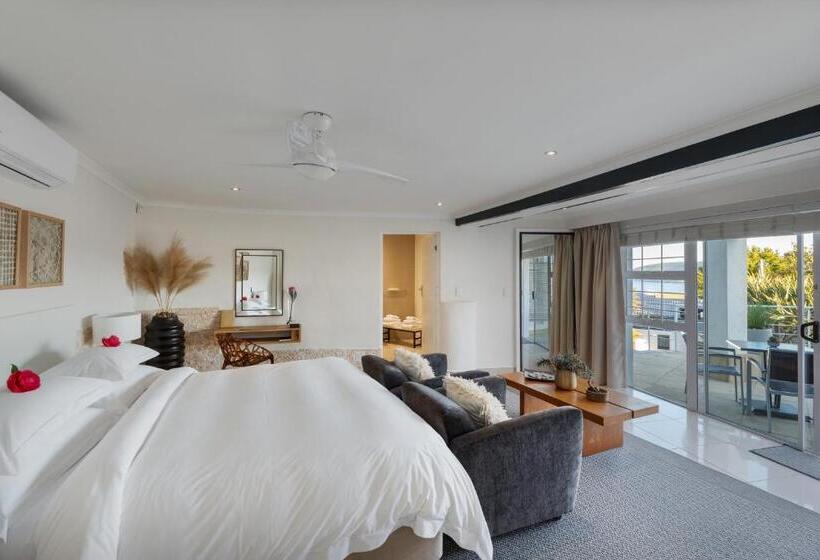 חדר דלוקס נוף לים, Villa Afrikana Guest Suites By Knysna Paradise Collection
