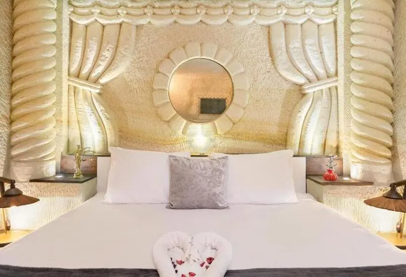 デラックススイート, Tatlı Kaya Otel