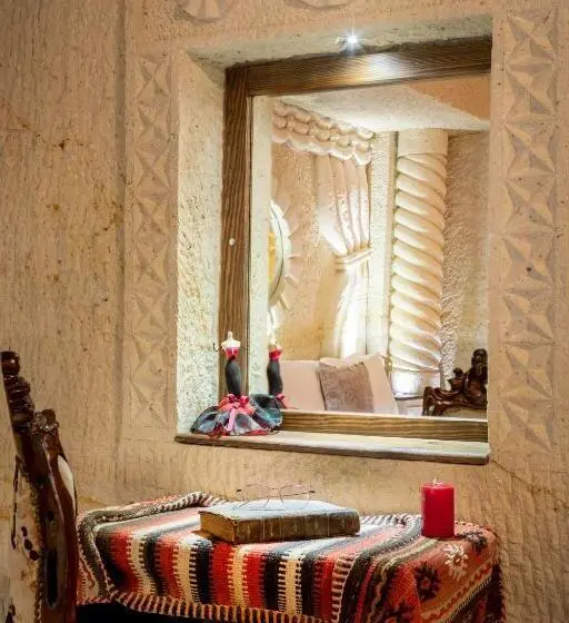 デラックススイート, Tatlı Kaya Otel
