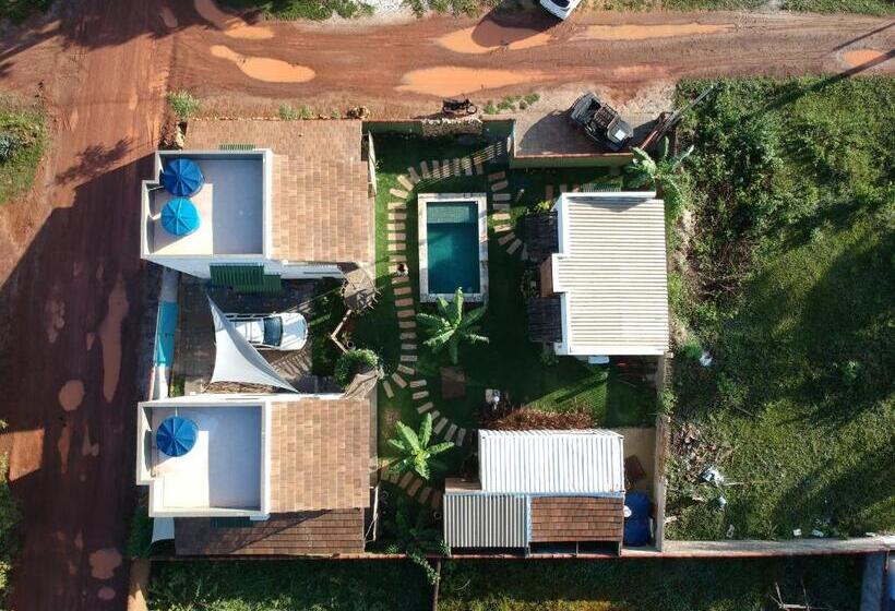 جناح مطلّ علي حمام السباحة, Zero Meia Um Pousada