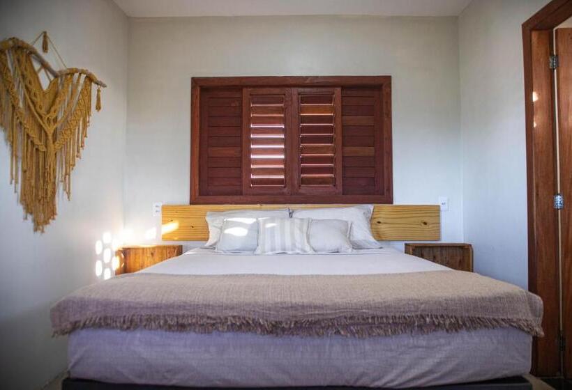 جناح مطلّ علي حمام السباحة, Zero Meia Um Pousada