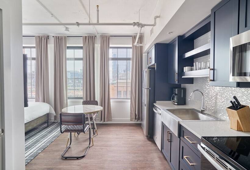 استودیوی استاندارد, Sonder Dovetail