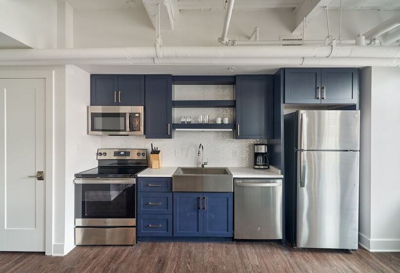 استودیوی سوپریور, Sonder Dovetail