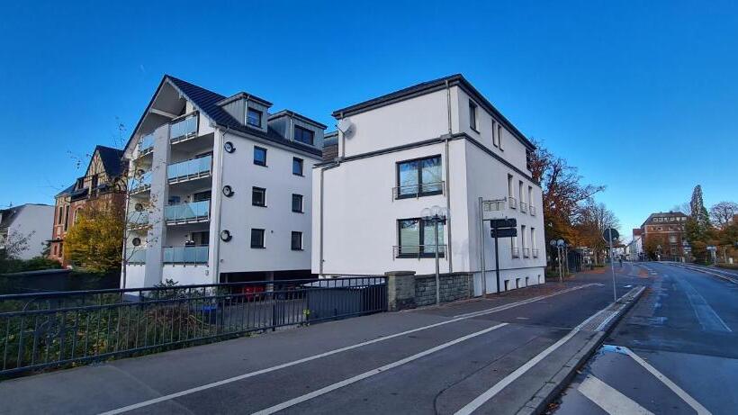 إستديو قياسى مزود بشرفة, City Boarding Lippstadt