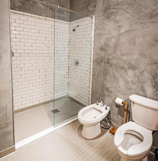 جناح غرفتين نوم, Pivovar