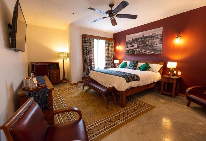 غرفة ديلوكس سرير كينج, Pivovar