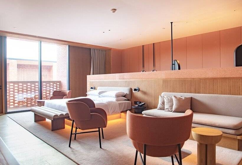 חדר פרמיום, Taoxichuan