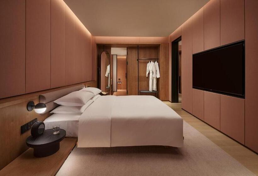 מיטת קינג בסוויטה, Taoxichuan