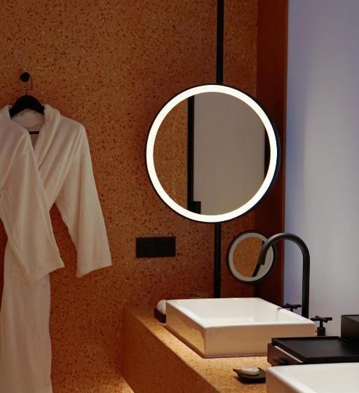 חדר סטנדרט, Taoxichuan