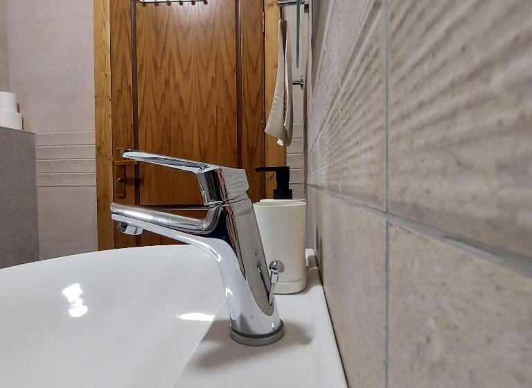 اتاق لوکس, Coco Guesthouse