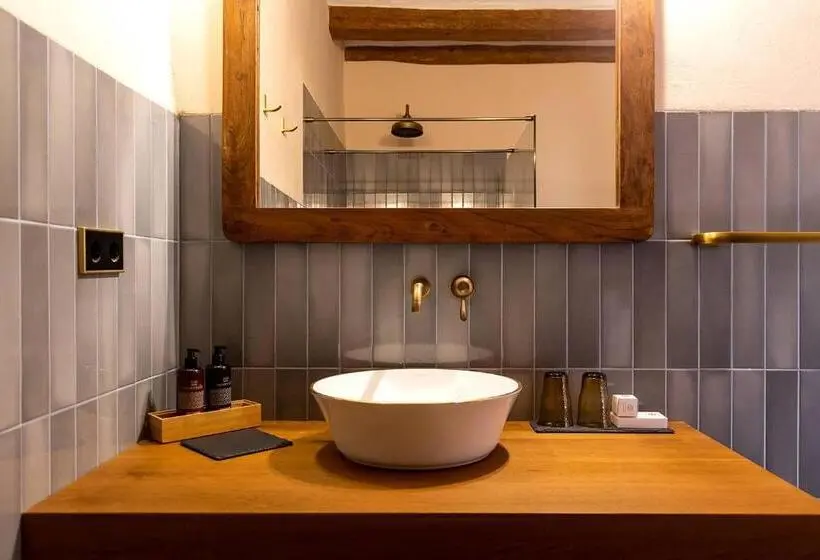 バルコニー付きデラックスルーム, Casa Gran 1771   Montrubí Winery Hotel   Adults Only