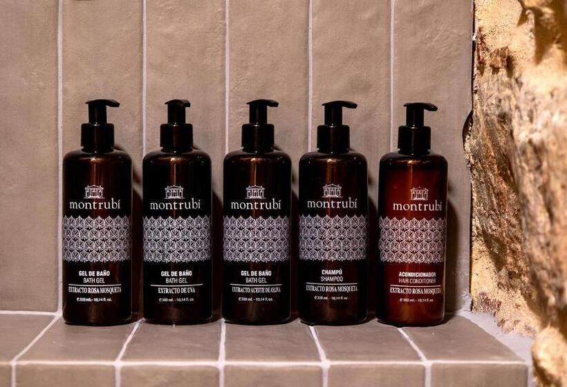 Полулюкс Одноместный с Террасой, Casa Gran 1771 Montrubí Winery Hotel Adults Only