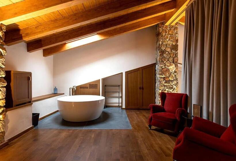 Люкс с Террасой, Casa Gran 1771 Montrubí Winery Hotel Adults Only