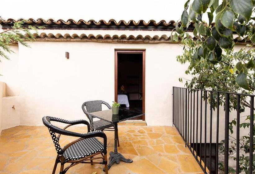 Полулюкс Одноместный с Террасой, Casa Gran 1771   Montrubí Winery Hotel   Adults Only