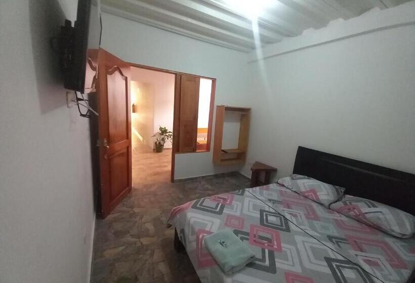 디럭스 룸, Chafo