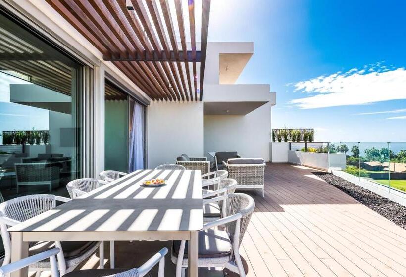 2 Bedrooms Suite Sea View, Los Jardines de Abama Suites