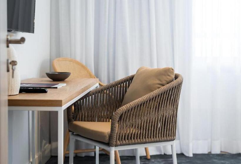 Люкс 3 Спальни, Los Jardines de Abama Suites