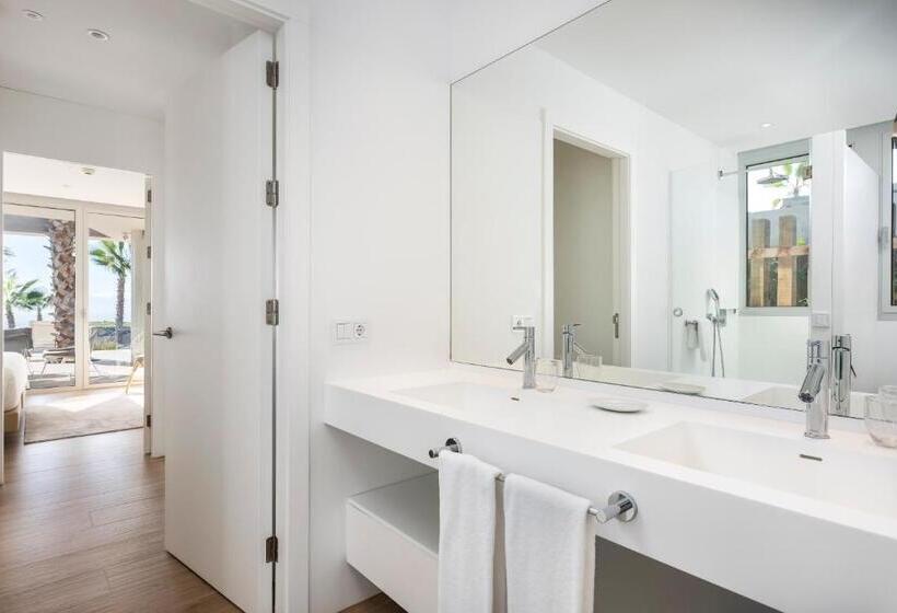 Вилла 3 Спальни, Los Jardines de Abama Suites
