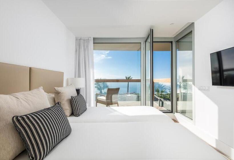 Вилла 3 Спальни, Los Jardines de Abama Suites