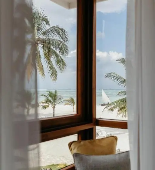 オーシャンビュースタンダードルーム, Lux Marijani Zanzibar