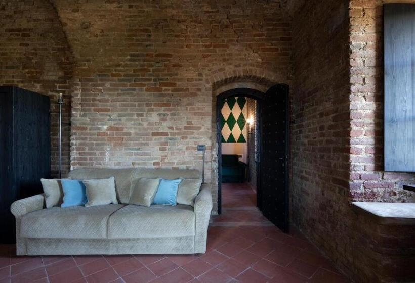 חדר דלוקס לארבעה, Rocca Di Arignano