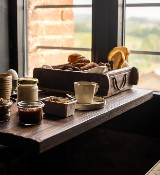 חדר דלוקס לארבעה, Rocca Di Arignano