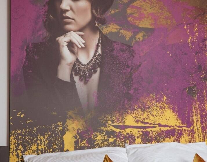 スタンダードルーム, Sombea