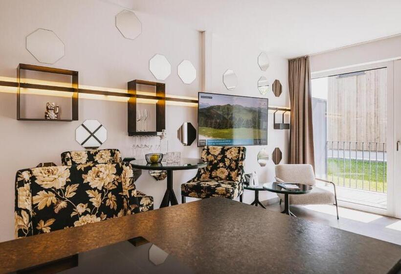 جناح, Nikolaus By Avenida Panoramic Wellness Suites