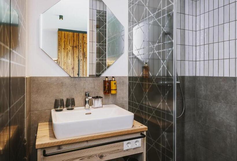 جناح 3 غرف نوم, Nikolaus By Avenida Panoramic Wellness Suites