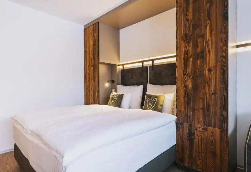 デラックスルーム, Nikolaus By Avenida Panoramic Wellness Suites