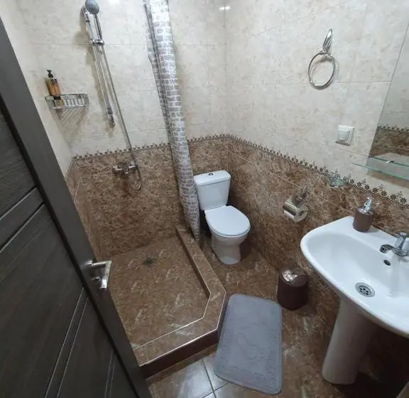 اتاق لوکس, Siran Guest House