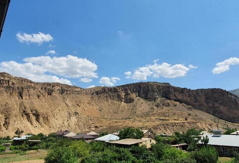 اتاق لوکس, Siran Guest House