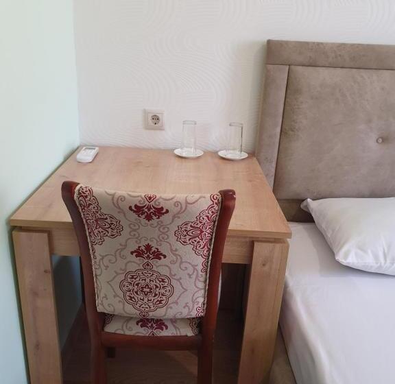 اتاق استاندارد, Siran Guest House