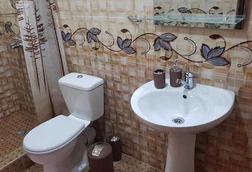 اتاق استاندارد چهار تخته, Siran Guest House