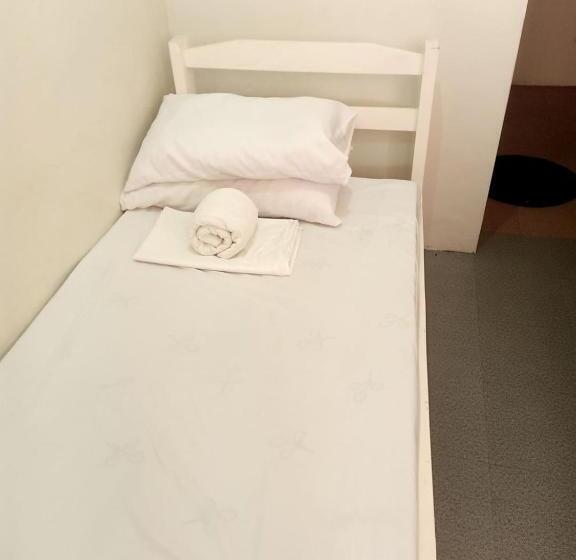 Standard Single Room Shared Bathroom, Bed And Brewhouse Sucat