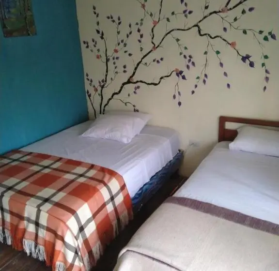 エコノミートリプルルーム, Buganvilla Guest House