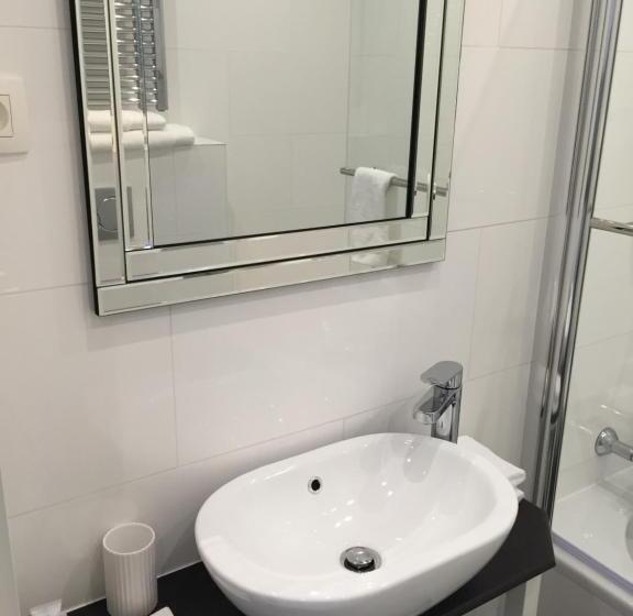 غرفة قياسية, Antwerp Business Suites